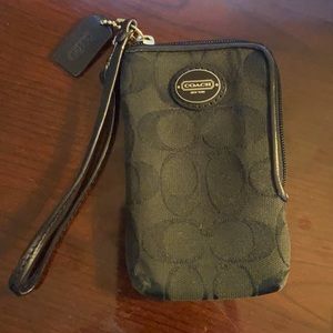 Coach credit card wallet with wristband
